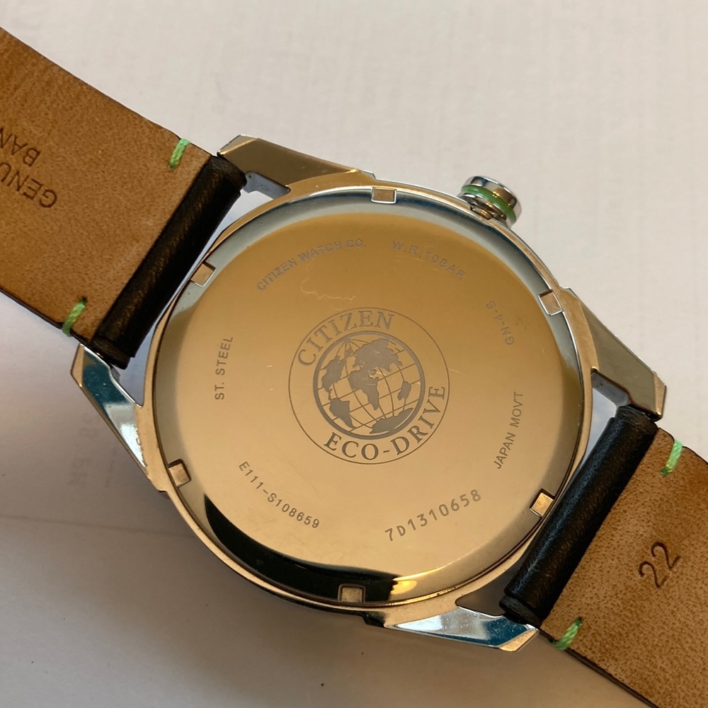 Citizen Eco Drive E111-S108659 black and green watch, leather strap, stainless - Picture 9 of 17